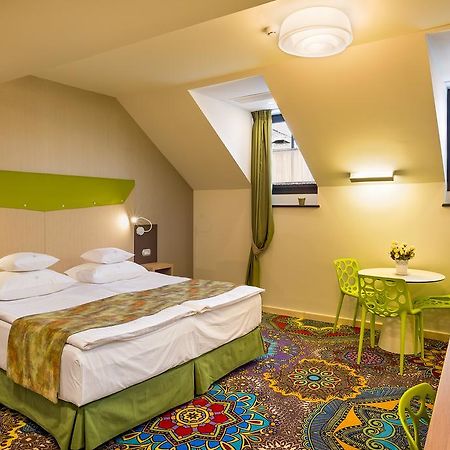 Blumenhaus Sibiu Aparthotel Ngoại thất bức ảnh