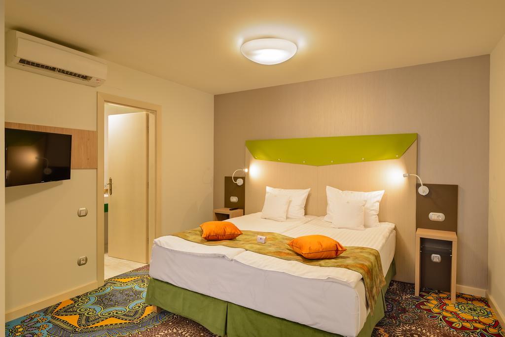 Blumenhaus Sibiu Aparthotel Ngoại thất bức ảnh