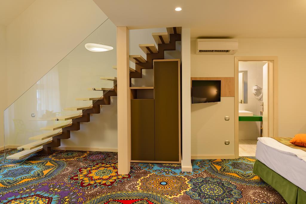 Blumenhaus Sibiu Aparthotel Ngoại thất bức ảnh