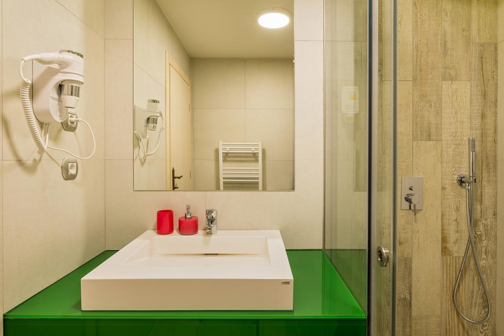 Blumenhaus Sibiu Aparthotel Ngoại thất bức ảnh