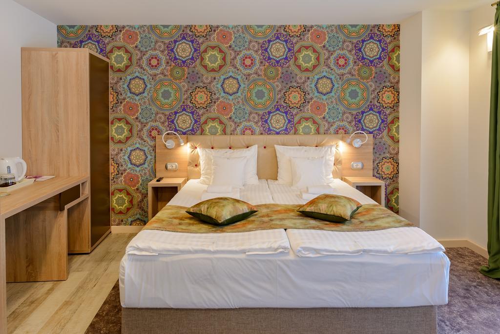 Blumenhaus Sibiu Aparthotel Ngoại thất bức ảnh