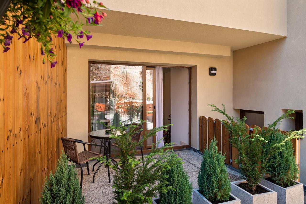 Blumenhaus Sibiu Aparthotel Ngoại thất bức ảnh